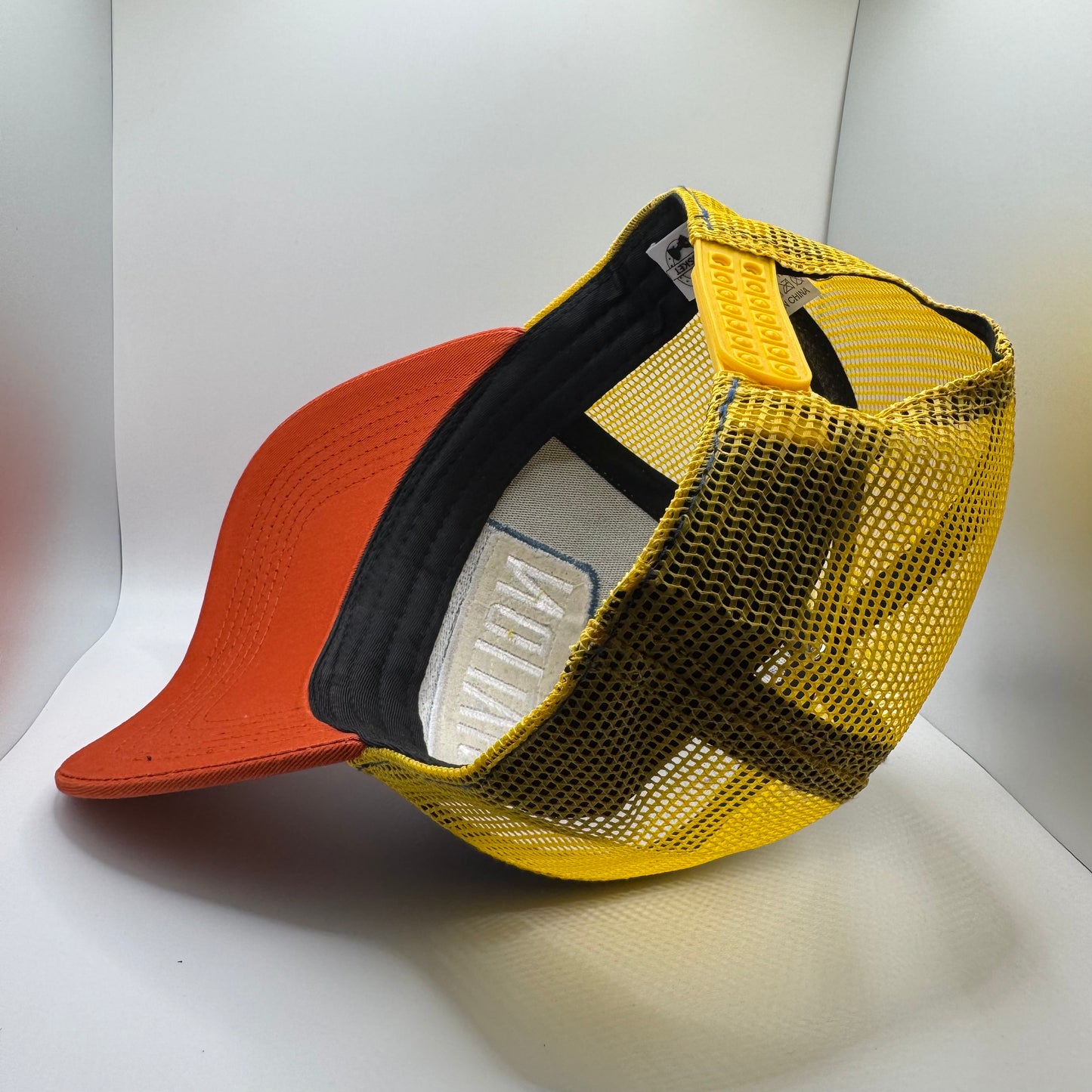CASQUETTE RETRO TRUCKER – BY CASSKET